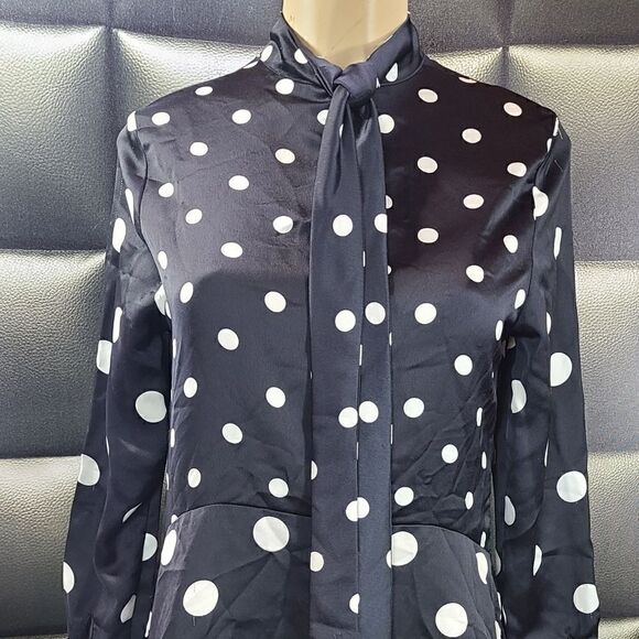 H & M blouse  - Picture 4 of 6